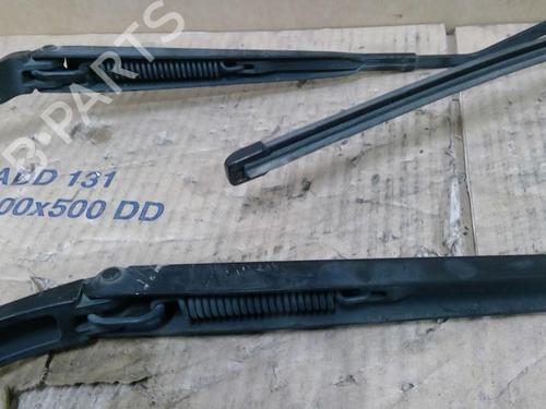 front-windshield-wiper-arm-renault-clio-iv-bh_-2012-2013-2014-2015-2016-2017-2018-2019-2020-2021-29611698 main image