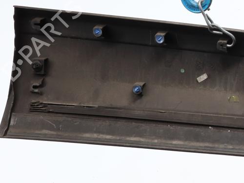 Door moulding trim PEUGEOT 3008 II SUV (MC_, MR_, MJ_, M4_) 1.6 BlueHDi 120 | BP29407552C150 