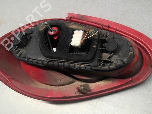 Used Right taillight Right taillight 22003976 22003976