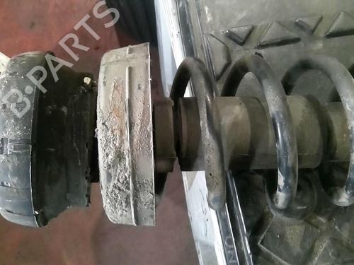 Used Right front shock absorber Right front shock absorber RENAULT TRAFIC II Bus (JL) 2.0 dCi 115 (JL00, JL01, JL0H, JL0M, JL0U) (114 hp) 20353582 20353582