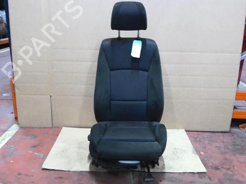Stol høyre foran BMW 3 (E90) 318 d (122 hp) 31344439