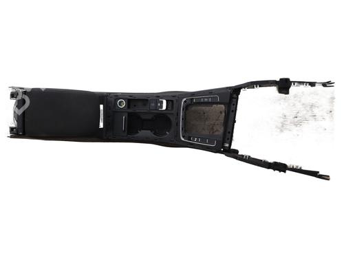 Used Middle console Middle console VW GOLF VII (5G1, BQ1, BE1, BE2) 1.5 TSI (150 hp) 27620789 27620789