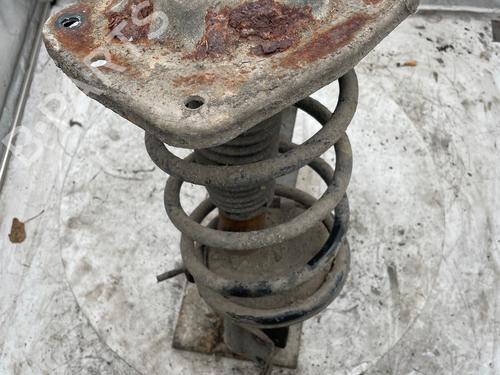 Used Left front shock absorber Left front shock absorber 37635770 37635770
