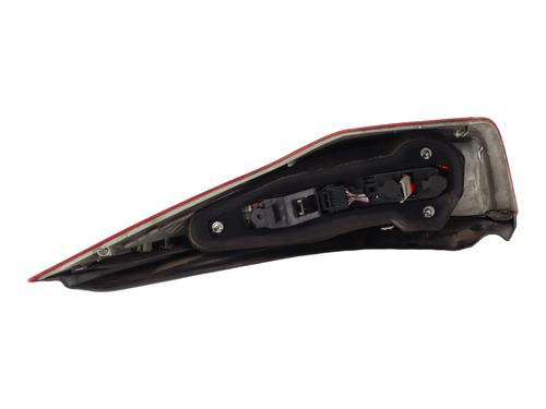 left-taillight-renault-megane-ii-estate-km01_-2003-2004-2005-2006-2007-2008-2009-2010-2011-2012-34501819 main image