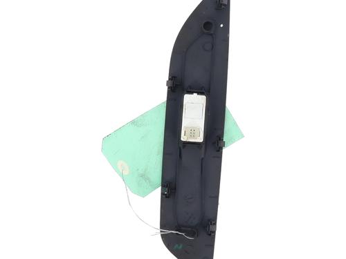 Right front window switch PEUGEOT 208 II (UB_, UP_, UW_, UJ_) 1.5 BlueHDI 100 | BP28304852I26 