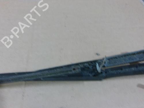 front-windshield-wiper-arm-hyundai-ix20-jc-2010-2011-2012-2013-2014-2015-2016-2017-2018-2019-32681951 main image