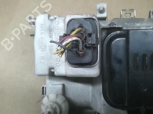 Used Right headlight VW POLO III (6N1) 64 1.9 D (64 hp) 20364951