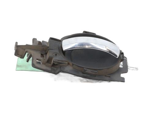 Used Front right interior door handle Front right interior door handle 30261693 30261693
