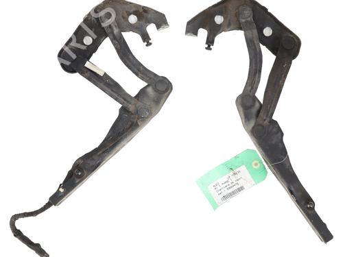 Used Hinge/Door check strap AUDI A1 (8X1, 8XK) 1.6 TDI (105 hp) 20367621