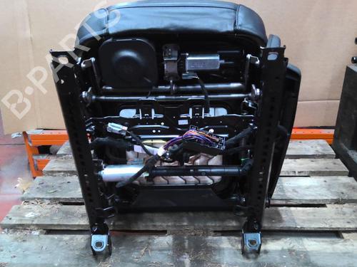 Left front seat VOLVO V70 III (135) D5 | BP30322958C15 