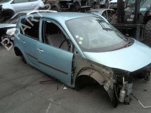 Front right quarter glass RENAULT SCÉNIC II (JM0/1_) 1.5 dCi (JM1E, JM16) | BP20358390C112 