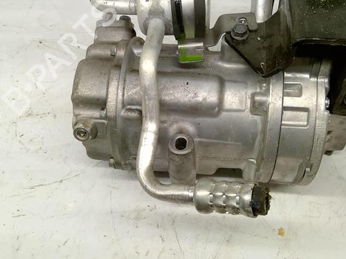 Used AC compressor AC compressor RENAULT ARKANA I (LCM_, LDN_) 1.6 E-TECH 145 (LDMU) (143 hp) 33024535 33024535