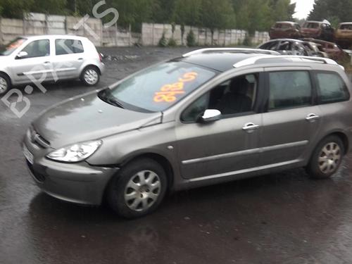 Left mirror PEUGEOT 307 Break (3E) 2.0 HDI 90 | BP21592247C26 