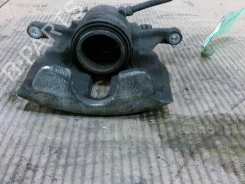 Used Right front brake caliper Right front brake caliper VW GOLF VII (5G1, BQ1, BE1, BE2) 1.5 TSI (150 hp) 27637476 27637476