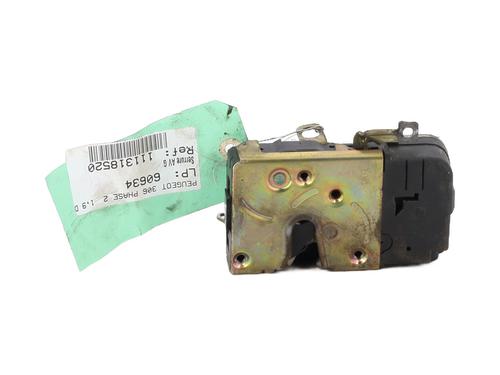 Venstre fortil lås PEUGEOT 306 Hatchback (7A, 7C, N3, N5) 1.9 D (68 hp) 28683879