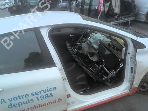 Right front door PEUGEOT 208 I (CA_, CC_) 1.6 HDi | BP24231154C3 