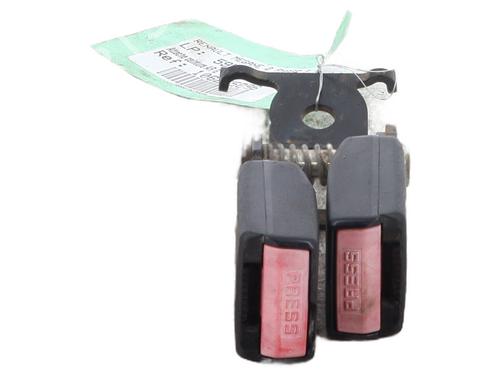 Used Seat buckle RENAULT MEGANE II (BM0/1_, CM0/1_) 1.5 dCi (BM1E, CM1E) (106 hp) 26135583