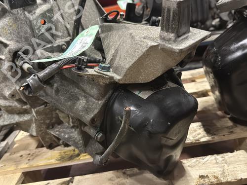 Used Gearbox Gearbox NISSAN MICRA IV (K13K, K13KK) 1.2 (80 hp) 33895780 33895780