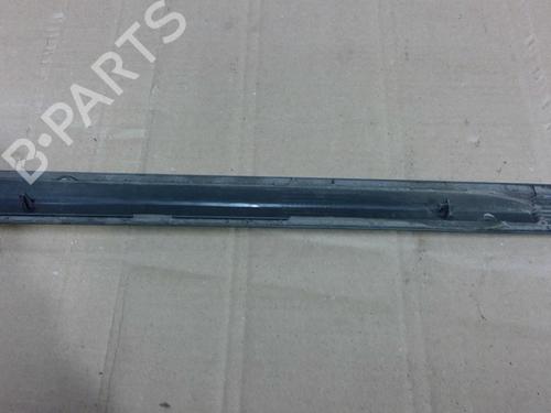 Door moulding trim VW GOLF PLUS V (5M1, 521) 1.6 TDI | BP28141684C150 