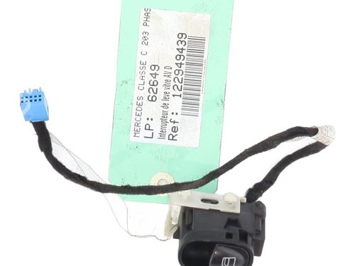 Used Right front window switch Right front window switch MERCEDES-BENZ C-CLASS (W203) C 200 CDI (203.007) (122 hp) 33418837 33418837