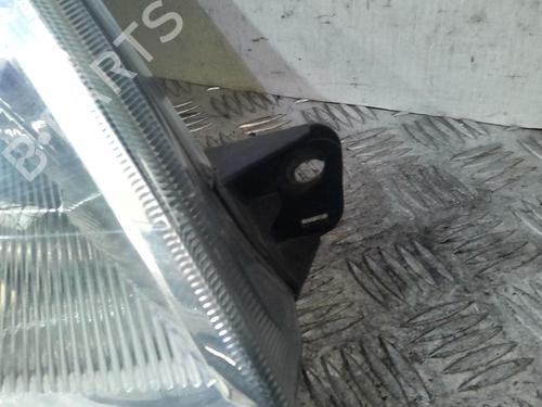 Used Right headlight FORD FIESTA V (JH_, JD_) 1.4 TDCi (68 hp) 20355509