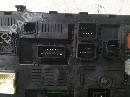 Used Fuse box Fuse box CITROËN C4 Coupe (LA_) 1.4 16V (88 hp) 20363489 20363489
