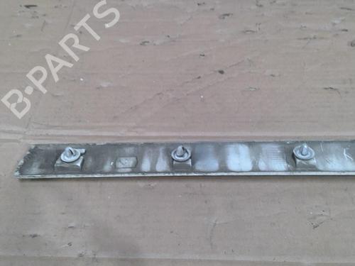 Door moulding trim PEUGEOT 5008 (0U_, 0E_) 1.6 HDi | BP30489822C150