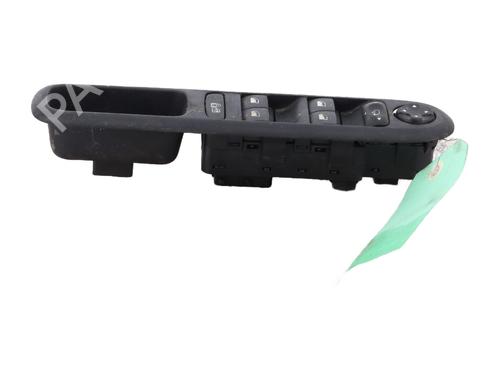 Used Left front window switch Left front window switch PEUGEOT 5008 (0U_, 0E_) 2.0 HDi 150 / BlueHDi 150 (150 hp) 25924240 25924240