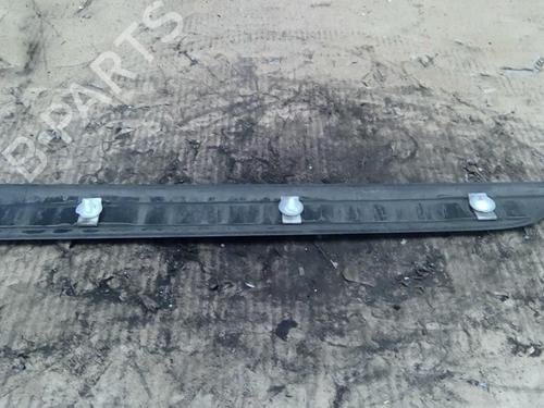 door-moulding-trim-citroen-c4-picasso-i-mpv-ud_-2006-2007-2008-2009-2010-2011-2012-2013-2014-2015-29318902 main image
