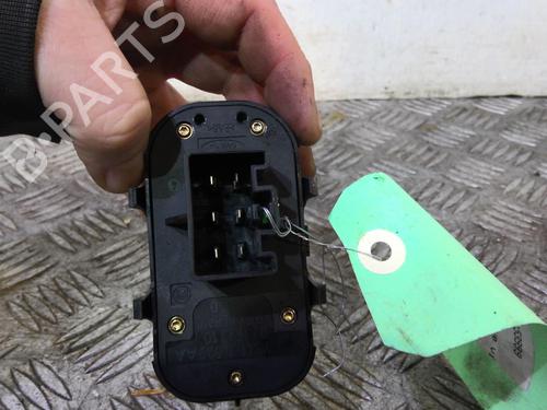 Used Left front window switch FORD FOCUS I (DAW, DBW) 1.8 TDCi (100 hp) 20353218