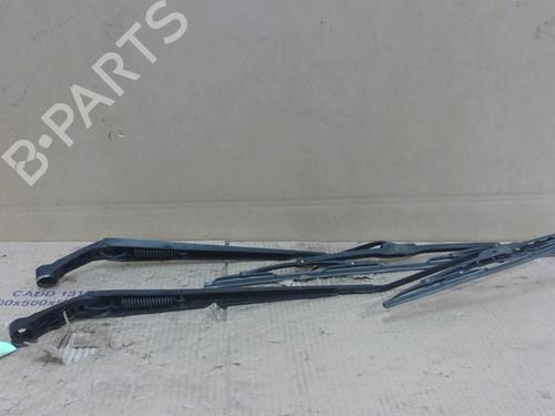 Front windshield wiper arm TOYOTA COROLLA Verso (_E12_) 2.0 D-4D (CDE120_, CDE120R) | BP29611697C143 