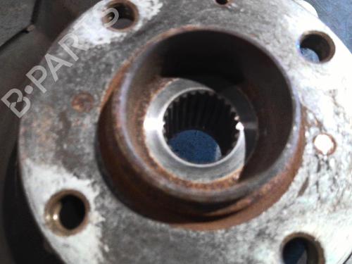 Used Right front steering knuckle Right front steering knuckle OPEL AGILA B (H08) 1.3 CDTI (F68) (75 hp) 26178318 26178318