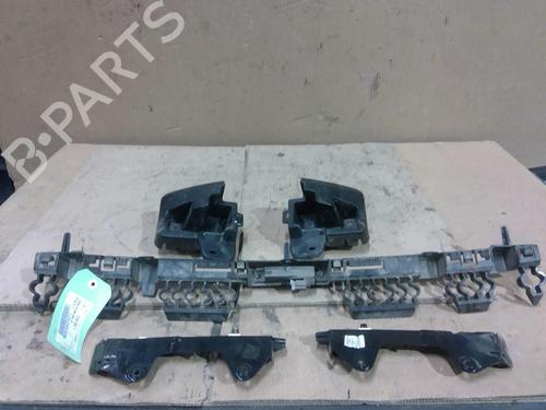 suporte-do-para-choques-tras-renault-clio-v-b7_-2019-32102816 main image