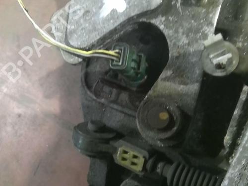 Used Gearbox Gearbox RENAULT LAGUNA II (BG0/1_) 2.0 dCi (BG1T) (150 hp) 20352613 20352613