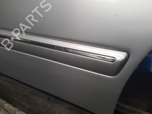 Portier links achter MERCEDES-BENZ E-CLASS (W210) E 270 CDI (210.016) (170 hp) 20369672