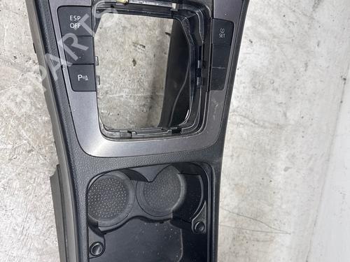 Middle console VW PASSAT B6 (3C2) 1.9 TDI | BP39425558I22 - Image 3