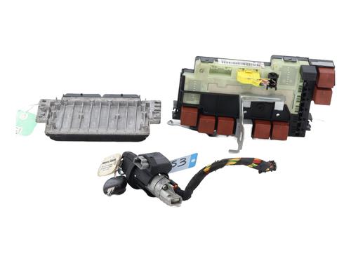 Elektronische module RENAULT CLIO II (BB_, CB_) 1.2 (BB0A, BB0F, BB10, BB1K, BB28, BB2D, BB2H, CB0A,... (58 hp) 31704519
