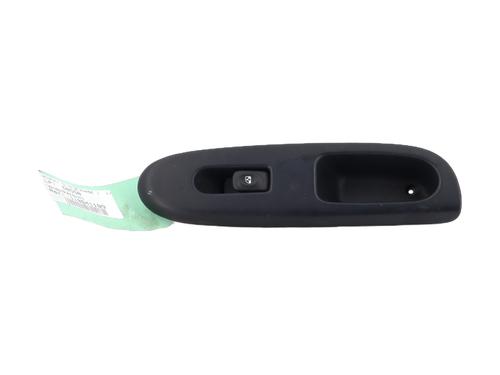 Used Right front window switch RENAULT CLIO II (BB_, CB_) 1.6 16V (BB01, BB0H, BB0T, BB14, BB1D, BB1R, BB2KL, BB3G... (107 hp) 28420377