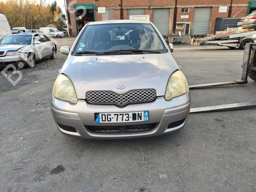 Right headlight TOYOTA YARIS (_P1_) 1.4 D-4D (NLP10_, NLP10R) | BP31655429C29 