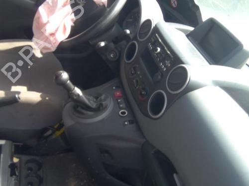 Front wiper motor PEUGEOT PARTNER Box Body/MPV 1.6 HDi | BP21999838M29 