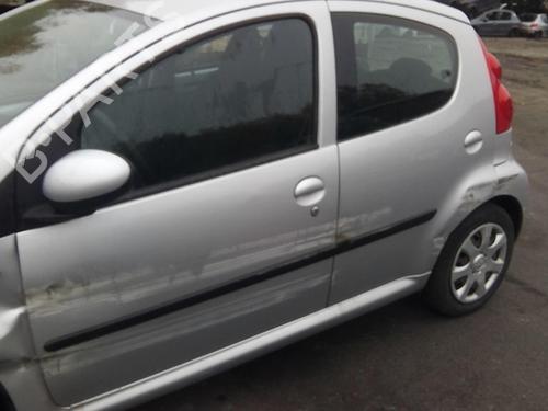Left taillight PEUGEOT 107 (PM_, PN_) 1.0 | BP20356047C34 