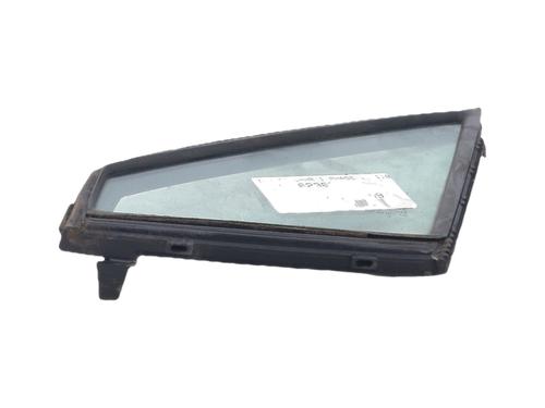 front-left-quarter-glass-toyota-c-hr-_x1_-2016-39519171 main image