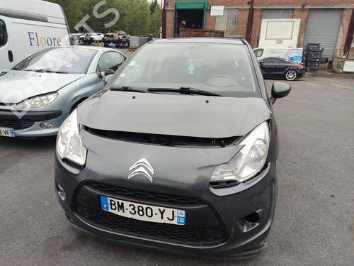 Middle console CITROËN C3 II (SC_) 1.4 HDi 70 (SC8HZC, SC8HR0, SC8HP4) | BP31115119I22 