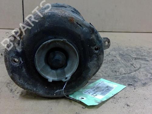 Used Right front shock absorber Right front shock absorber RENAULT MEGANE I Coach (DA0/1_) 1.9 dCi (DA05, DA1F) (102 hp) 28128077 28128077