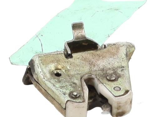 Used Tailgate lock PEUGEOT 205 II (20A/C) 1.0 (45 hp) 29600339