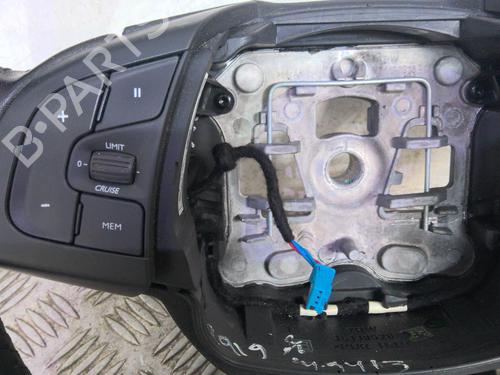 Used Steering wheel Steering wheel CITROËN C4 CACTUS 1.5 BlueHDi 120 (120 hp) 20351227 20351227