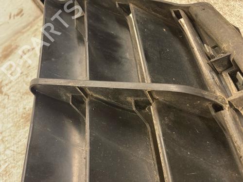 Used Grille Grille MERCEDES-BENZ A-CLASS (W169) A 180 CDI (169.007, 169.307) (109 hp) 40061573 40061573