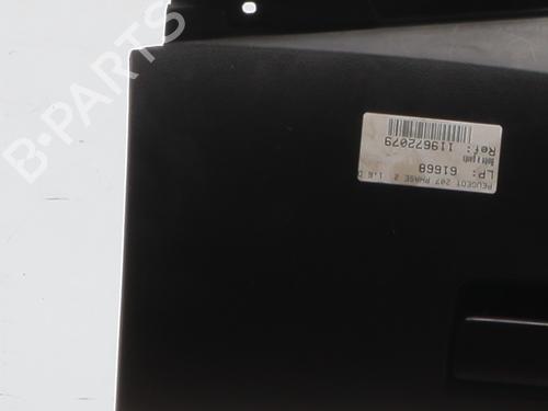 Used Glove box Glove box PEUGEOT 207 (WA_, WC_) 1.6 HDi (92 hp) 31878735 31878735