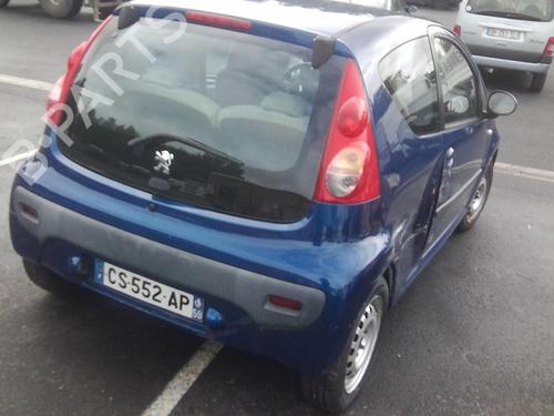 Left taillight PEUGEOT 107 (PM_, PN_) 1.0 | BP22003295C34 