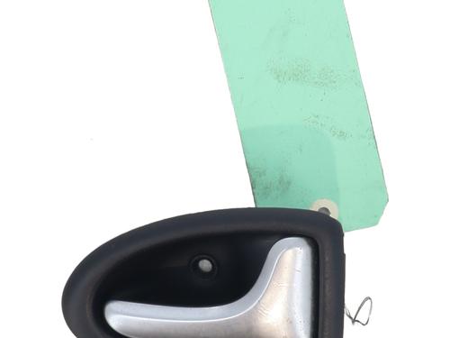 Used Rear right interior door handle Rear right interior door handle RENAULT CLIO II (BB_, CB_) 1.5 dCi (B/C2J) (68 hp) 30915255 30915255